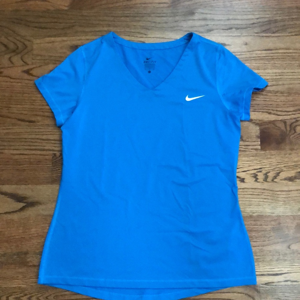 Nike blue exercise t shirt size xl